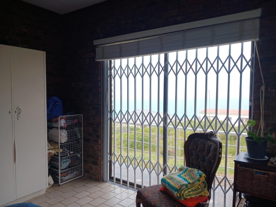 5 Bedroom Property for Sale in Dana Bay Western Cape